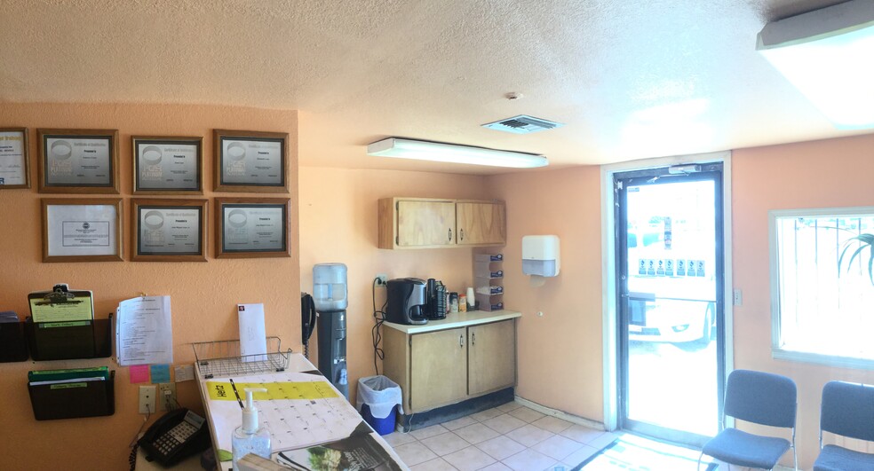 More Photos Of 10111 Dyer St, El Paso Auto Repair For Sale