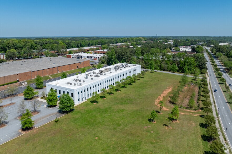 More Photos Of 2460 Mountain Industrial Blvd, Tucker Flex For Sale