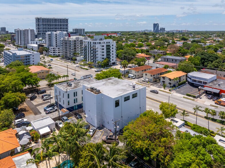 More Photos Of 2525 SW 27th Ave, Miami Medical For Sale