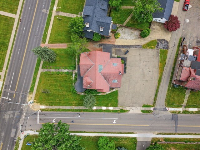 More Photos Of 1435 Market Ave N, Canton Office Residential For Sale