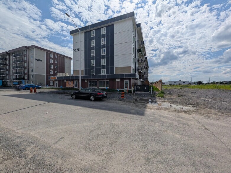 More Photos Of 1070 Noëlla Leclair Way, Ottawa Apartments For Lease
