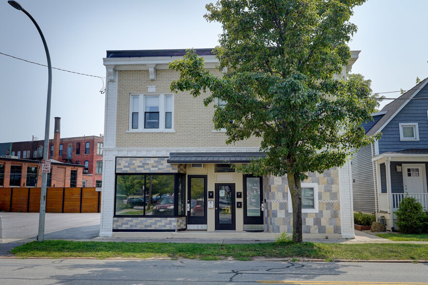 Primary Photo Of 165 Atlantic Ave, Rochester Office Residential For Lease