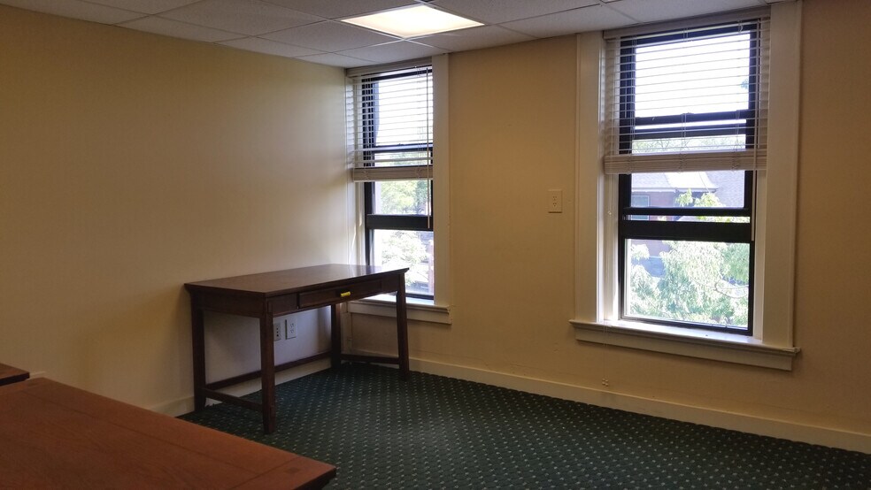 More Photos Of 57 Union Pl, Summit Office For Lease