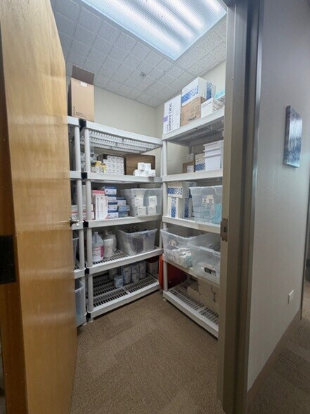 More Photos Of 10219 S Parkglenn Way, Parker Office For Sale