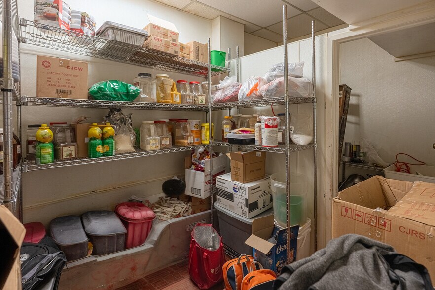 More Photos Of 328 7th St, Oakland Storefront Retail Office For Sale