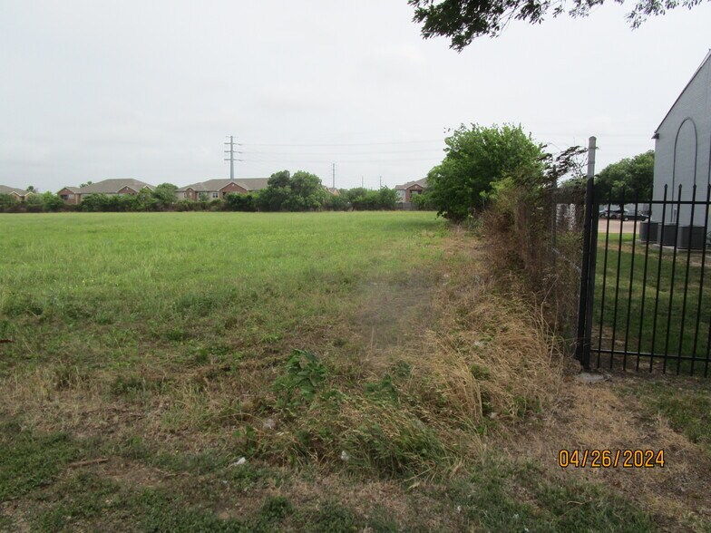 More Photos Of Avenue J @ Skinner, Freeport Land For Sale