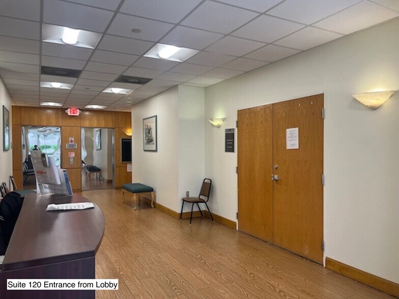 More Photos Of 14100 Fivay Rd, Hudson Medical For Lease