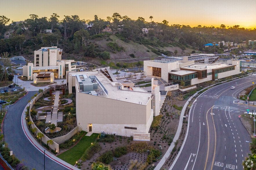 More Photos Of 875 Hotel Cir S, San Diego Hotel For Sale