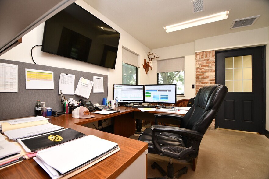 More Photos Of 34507 FM 1093, Simonton Land For Lease