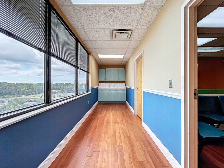 More Photos Of 11373 Cortez Blvd, Brooksville Medical For Sale