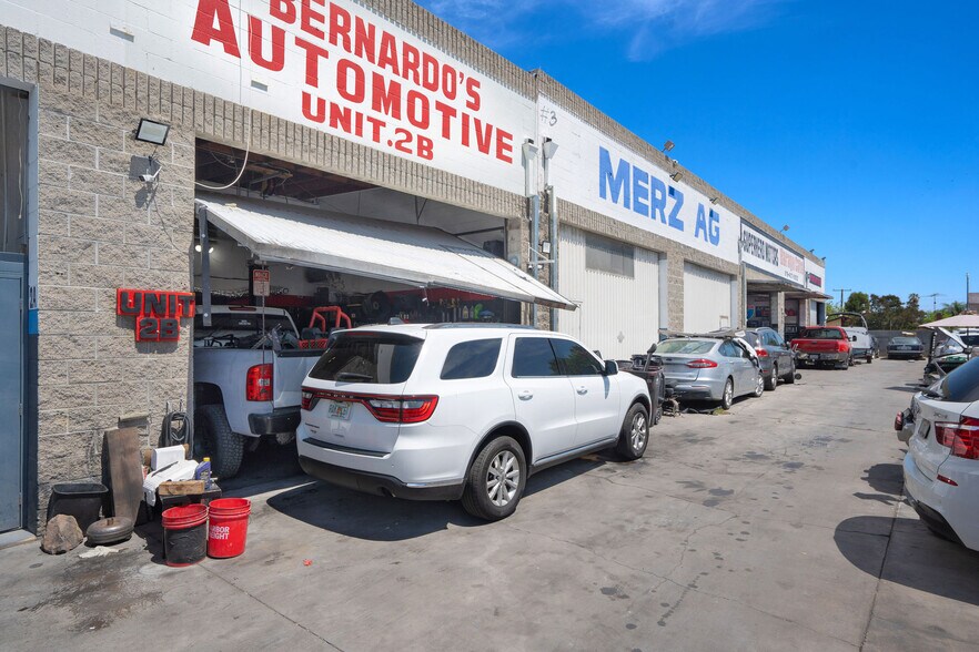 More Photos Of 8332 Tampa Ave, Northridge Auto Repair For Sale