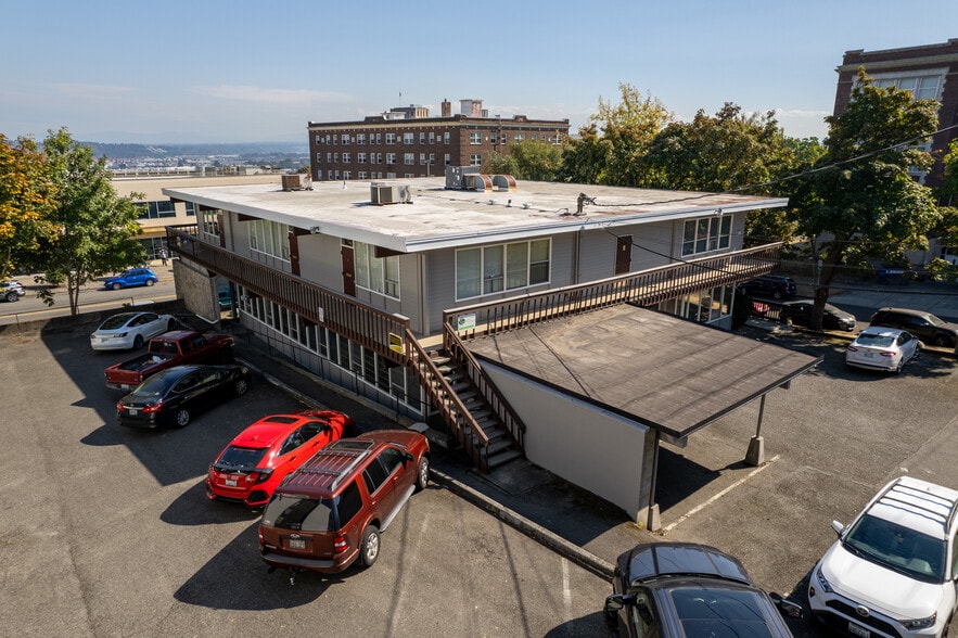 More Photos Of 622 Tacoma Ave S, Tacoma Office Residential For Sale