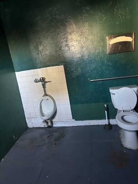 More Photos Of 3301-3311 Motor Ave, Los Angeles Apartments For Lease