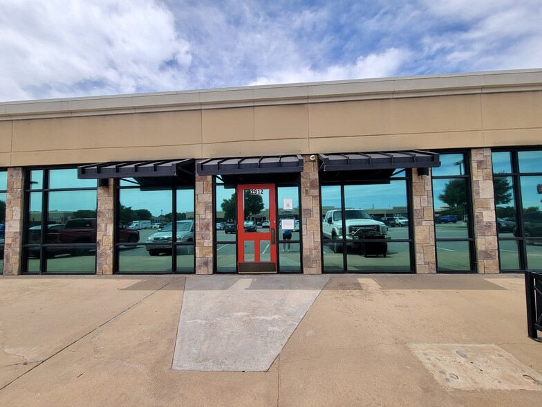 More Photos Of Kell Blvd @ Kemp Blvd, Wichita Falls Unknown For Lease