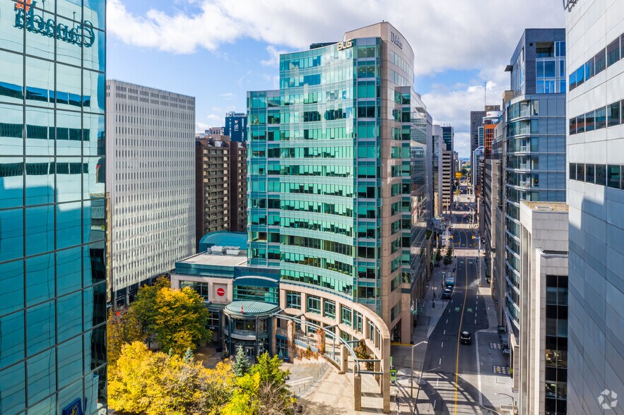 More Photos Of 45 O'Connor St, Ottawa Office For Lease