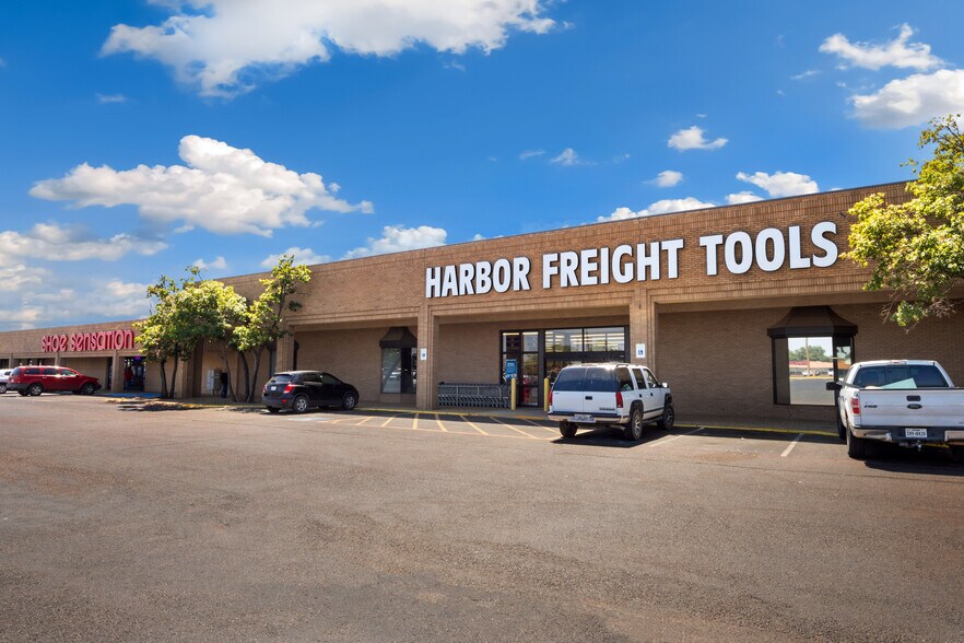 More Photos Of 3400 Olton Rd, Plainview Unknown For Lease