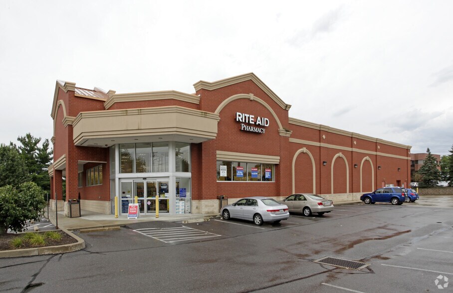 Primary Photo Of 1121 Bower Hill Rd, Pittsburgh Drugstore For Sale
