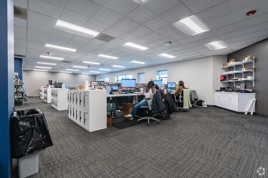 More Photos Of 8525 W 183rd St, Tinley Park Office For Sale