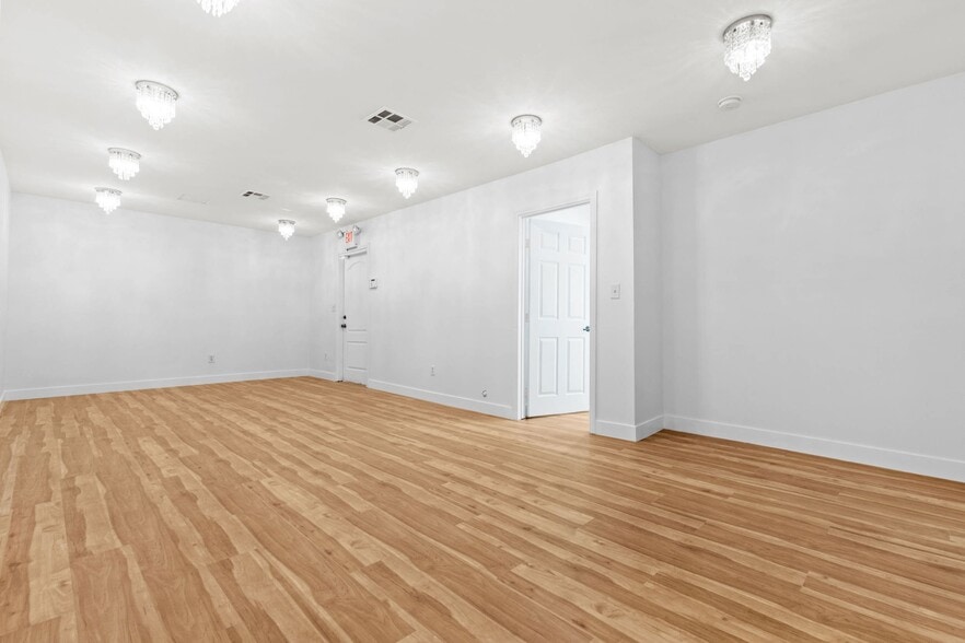 More Photos Of 310 Gass Ave, Las Vegas Unknown For Lease