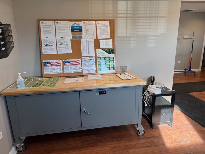 More Photos Of 2128 Gould Ct, Rockdale Warehouse For Sale