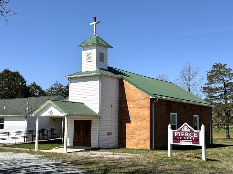 Primary Photo Of 80 Timber Rdg, Fincastle Religious Facility For Sale