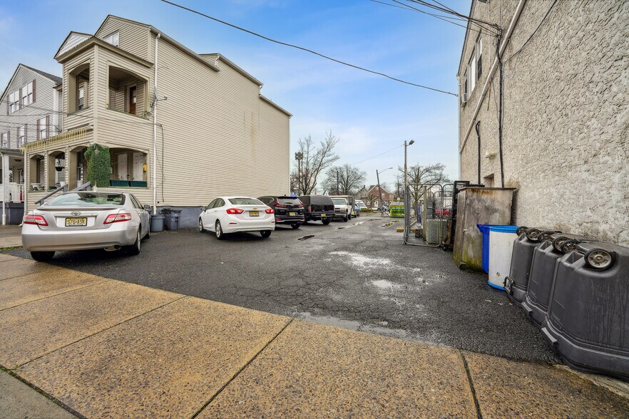 More Photos Of 147 Chestnut St, Roselle Park Storefront Retail Residential For Sale