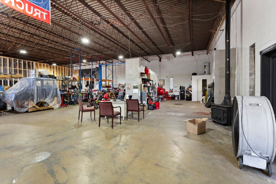 More Photos Of 400 W Main St, Walhalla General Retail For Lease