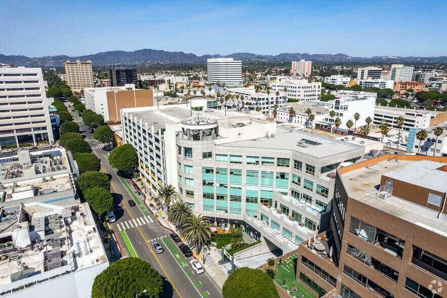 More Photos Of 1333 2nd St, Santa Monica Office For Lease