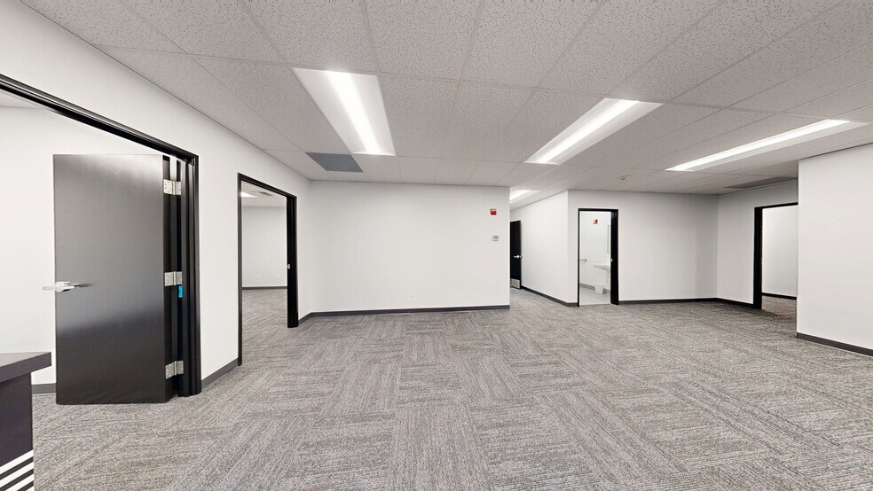 More Photos Of 22441-22477 72nd Ave S, Kent Unknown For Lease