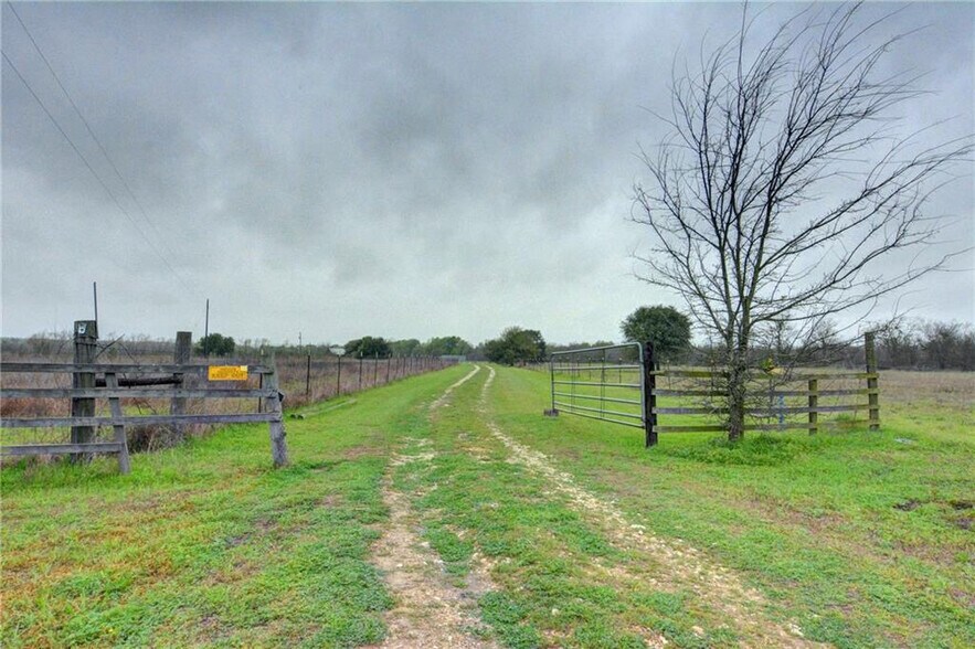 Primary Photo Of 4713 Granny Dr, Del Valle Land For Sale