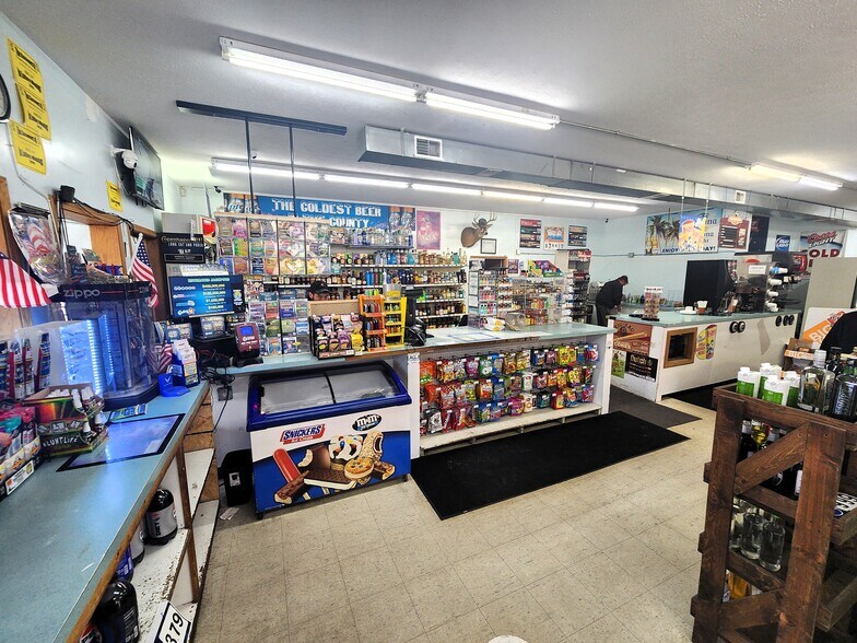 More Photos Of 2555 S Lachance Rd, Lake City Convenience Store For Sale