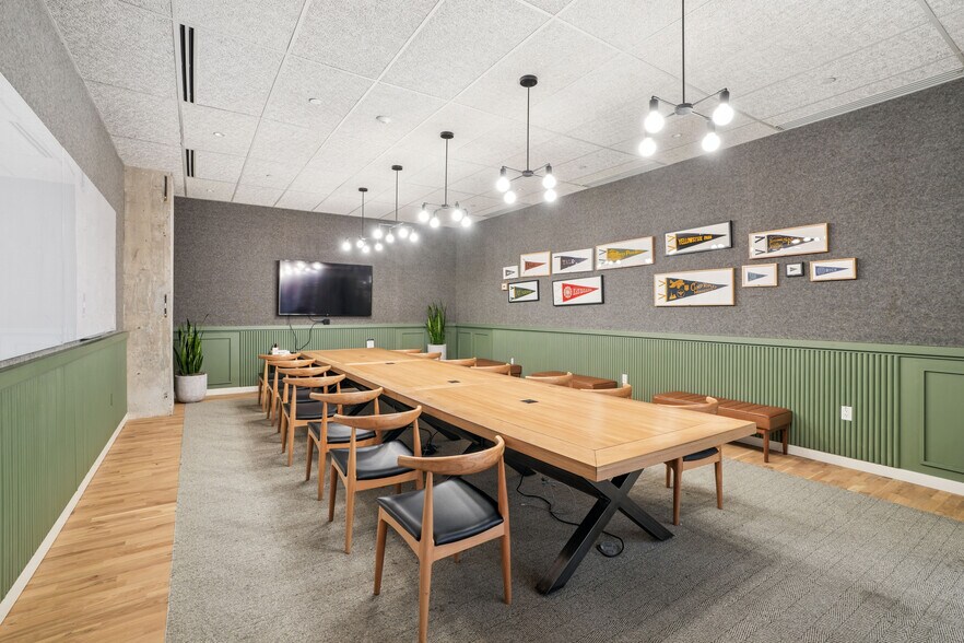 More Photos Of 4201 Main St, Houston Coworking Space