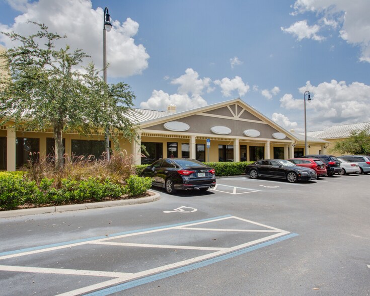 More Photos Of 855 E Plant St, Winter Garden Freestanding For Lease