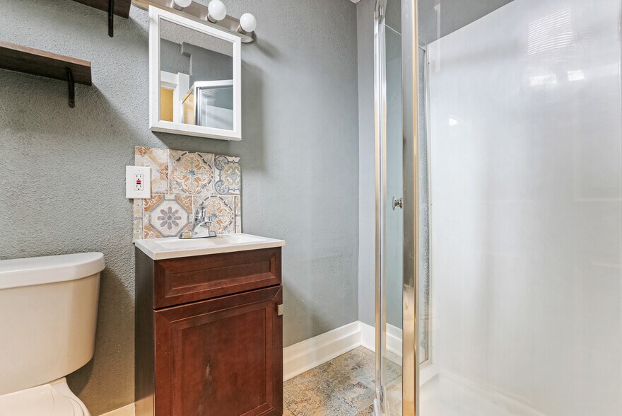 More Photos Of 1468 N Claiborne Ave, New Orleans Office Residential For Sale