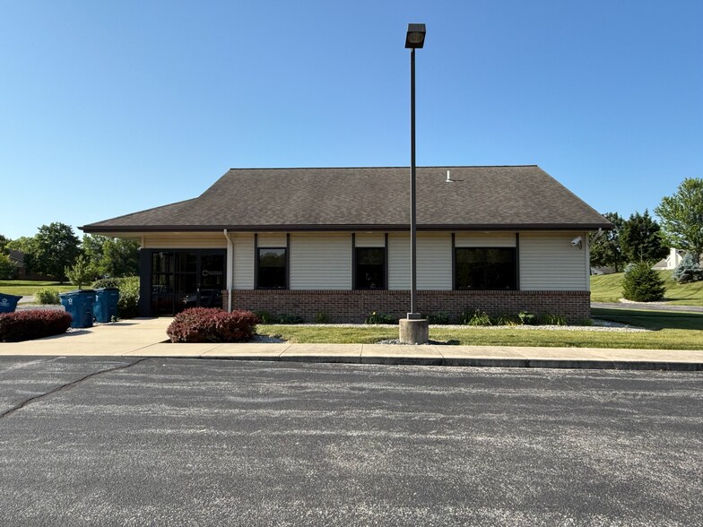 Primary Photo Of 14019 Pony Express Run, Leo Office For Sale