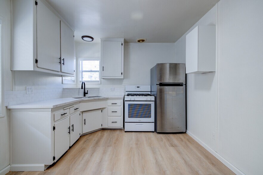 More Photos Of 3731 Glendon Ave, Los Angeles Apartments For Sale