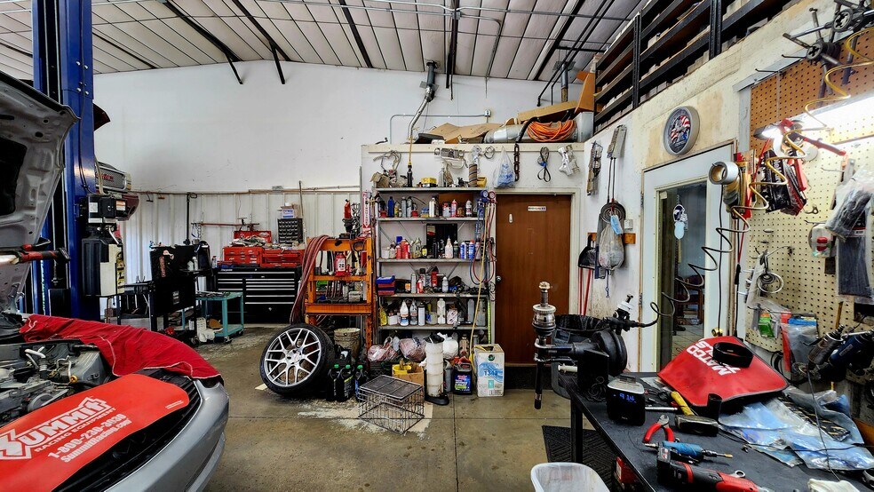 More Photos Of 3022 1st Ave, Greeley Warehouse For Sale