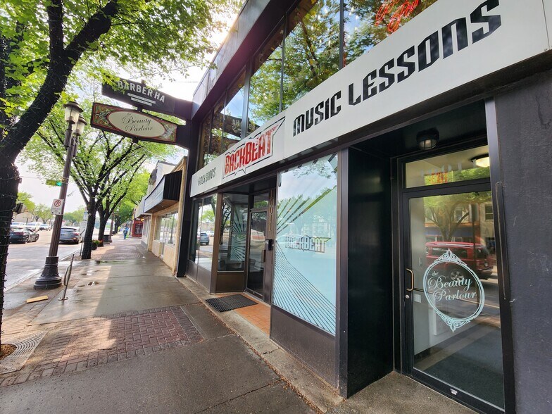 More Photos Of 10011 82nd Ave NW, Edmonton Storefront For Lease