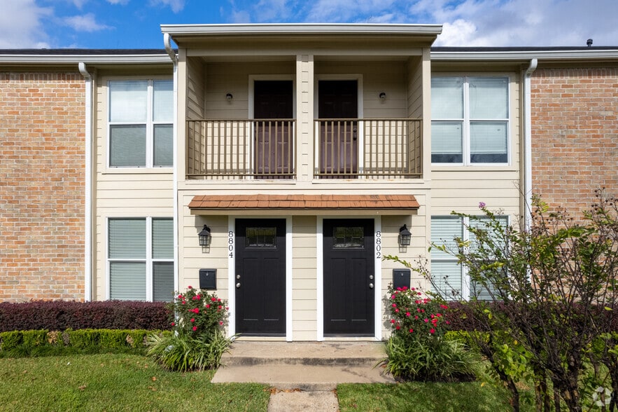 More Photos Of 8800-8888 Kempwood Dr, Houston Apartments For Sale