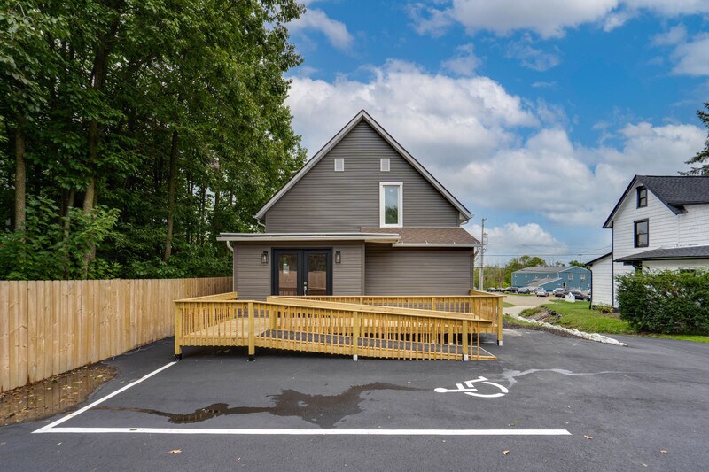 More Photos Of 8327 Cleveland Ave NW, North Canton Showroom For Sale