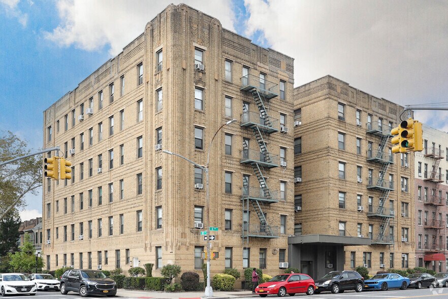 More Photos Of 8020 4th Ave, Brooklyn Apartments For Lease