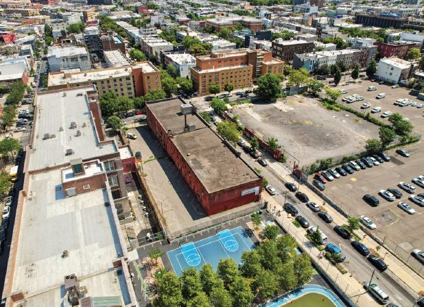 More Photos Of 43 George St, Brooklyn Religious Facility For Sale