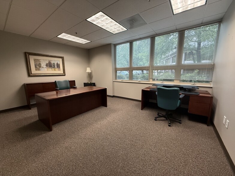 More Photos Of 1504 E Franklin St, Chapel Hill Medical For Sale