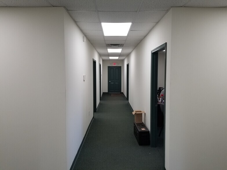 More Photos Of 673 Sandy Springs Rd, Piedmont Warehouse For Sale