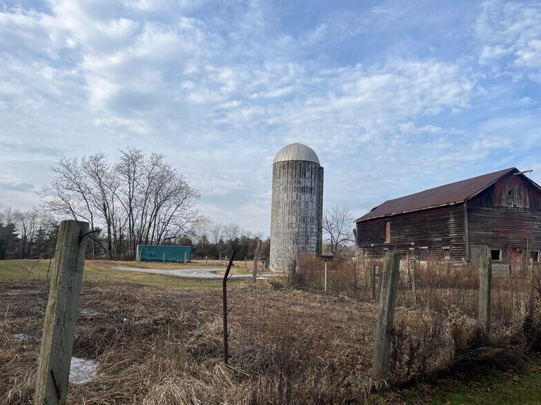 More Photos Of 99 Mulford Ct, Lafayette Land For Lease