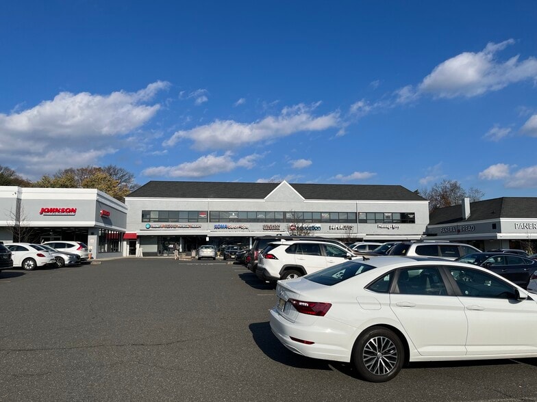 More Photos Of 720-748 Morris Tpke, Short Hills Unknown For Lease