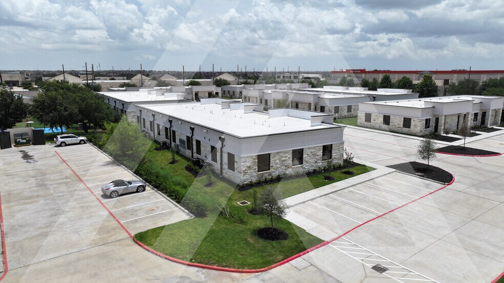 More Photos Of 28111 S Firethorne Rd, Katy Office For Lease