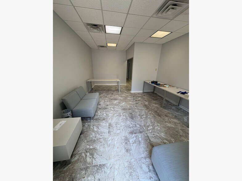 More Photos Of 3939 Houma Blvd, Metairie Medical For Sale