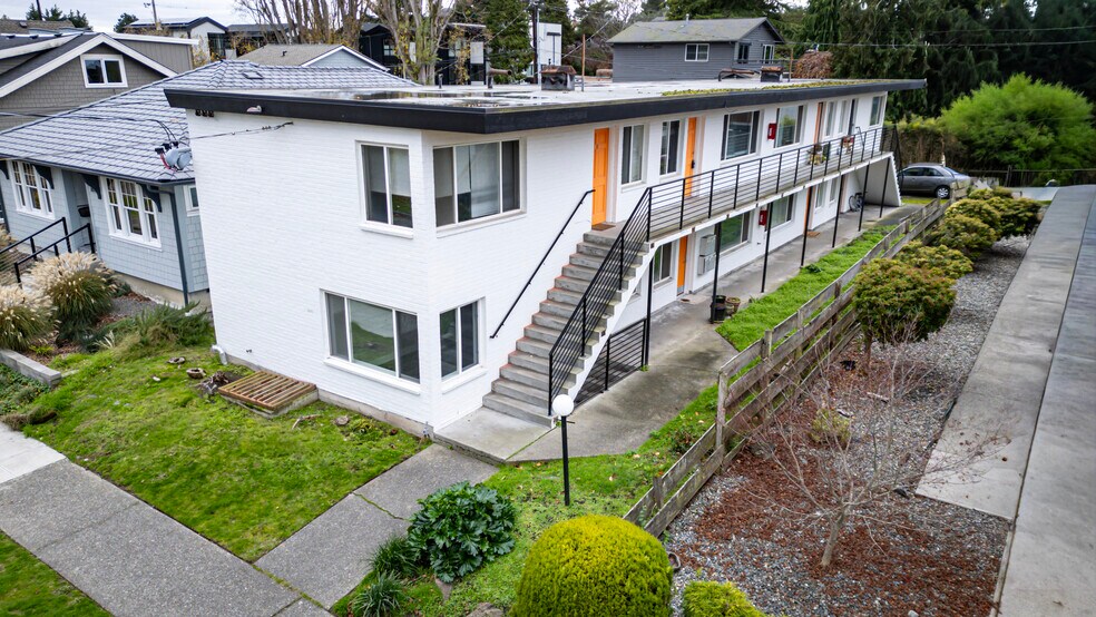 More Photos Of 3035 64th Ave SW, Seattle Apartments For Sale