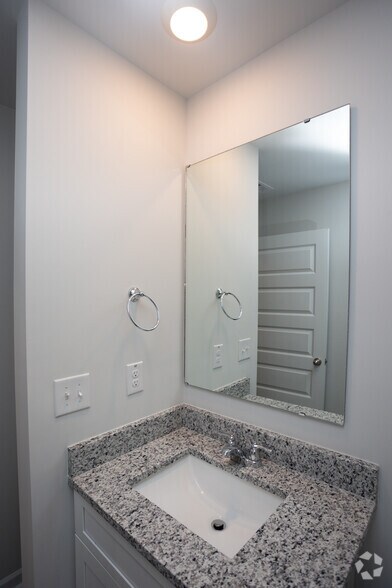 More Photos Of 507 Satinwood Cir, Graniteville Apartments For Sale